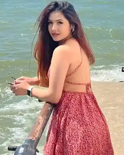 Call Girls in Dumburnagar